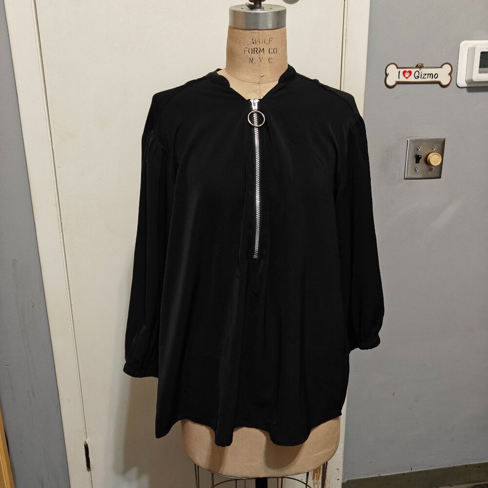 Woman's Black Blouse with Front Zipper. Size XL